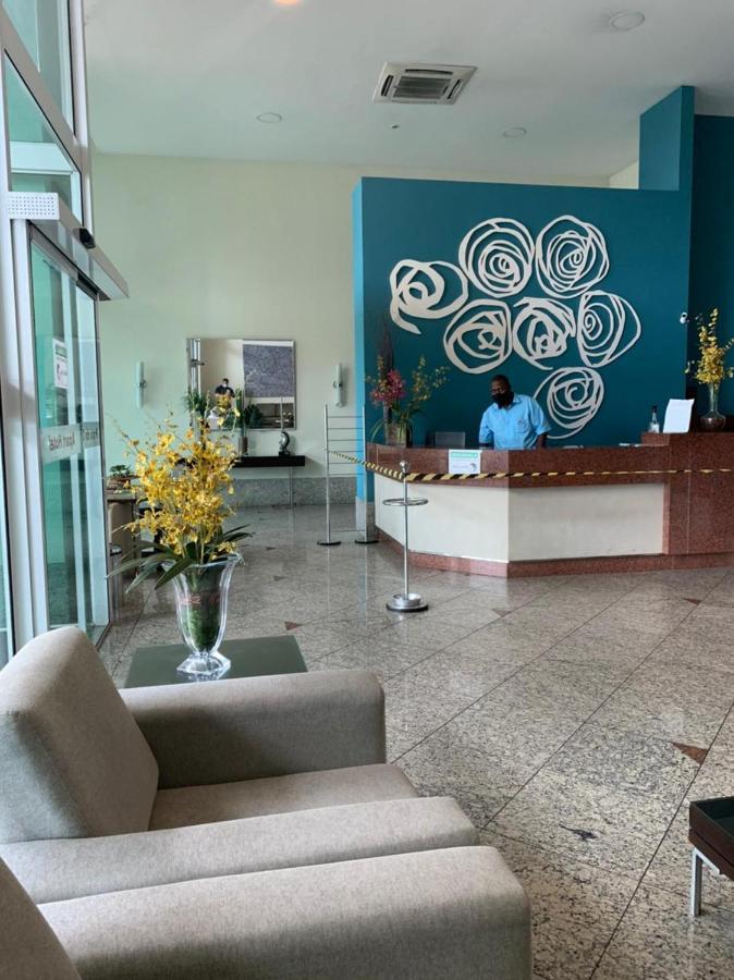Flat Iate Clube Home Experience Praia Do Canto 维多利亚 外观 照片